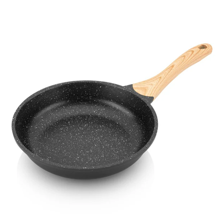 ETA | Pan | ETA792990000 TITANIUM II | Universal | Diameter 24 cm | Electric, induction, gas, glass ceramics | Suitable for induction hob | Fixed handle | Black