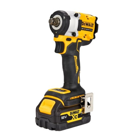 DEWALT 1/2" 18V 406Nm 2x5.0AH IMPACT WRENCH WITH STAMPING FOR TROLLEY RING DCF921P2G