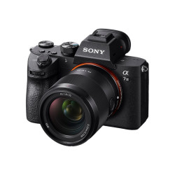 Sony SEL35F18FFE FE 35 MM...