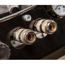 Vertical oil compressor...