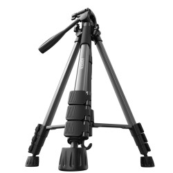 Ugreen LP661 tripod...