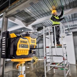 DeWALT DCE089NG18-XJ laser...