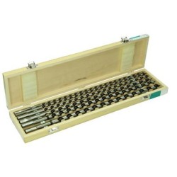 Set of augers for wood in a...