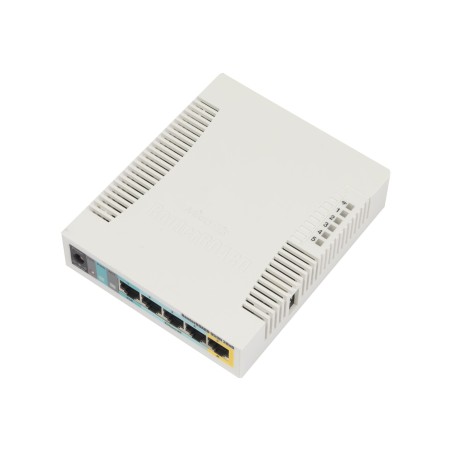 Access Point|MIKROTIK|IEEE 802.11b|IEEE 802.11g|IEEE 802.11n|1xUSB 2.0|5x10/100M|RB951UI-2HND